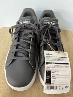 adidas(アディダス)スニーカー　グレー　21cm