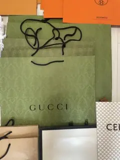 GUCCI グッチ　ショップ袋 まとめ売り6枚　バラ売り相談可のサムネイル
