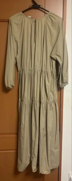 ZARA ベージュ ロングワンピース M