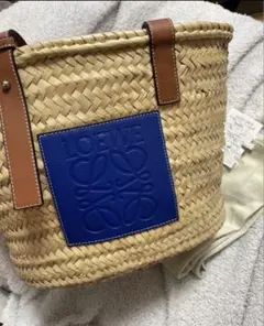LOEWE ロエベ バスケットバッグ カゴバッグ　限定カラーのサムネイル