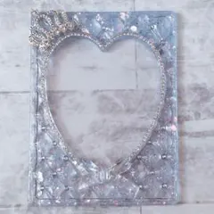 Item thumbnail for item fec02abb-906a-4dfe-9d93-1f9b27b555f2