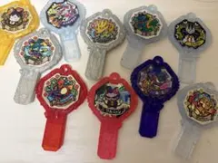 妖怪ウォッチ　妖怪アーク　10個まとめ売り　メダル