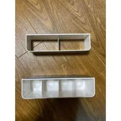 ホワイト プラスチック傘立て 仕切り付き