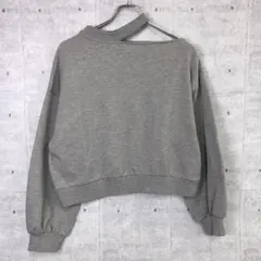 CECIL McBEE アシメ 肌見せデザイン クロップド スウェットトップス