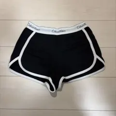 Calvin Klein ショートパンツ Sサイズ 黒