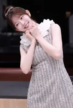 完売品❣️ LILY BROWNフリルカラー付き2wayミニワンピース