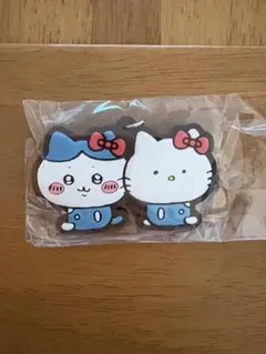 ちいかわサンリオ　なかよしラバーマスコット はちわれ&キティ　ガチャガチャ