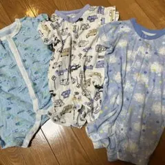 70 半袖ロンパース　車　雲　恐竜　男の子　ampersand アカチャンホンポ