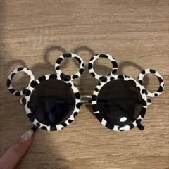 【Disney】牛柄ミッキー型サングラス