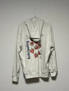 ストロベリーグラフィック パーカー Mサイズのサムネイル