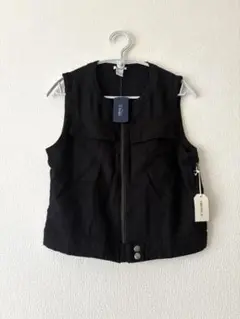 forever21 ノースリーブトップス　フルジップ　ベスト　黒　新品　Sサイズ