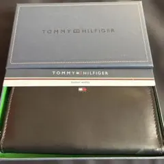 TOMMY HILFIGER ブラック長財布　31TL13X010