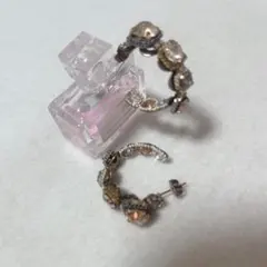 ガラスストーンピアス