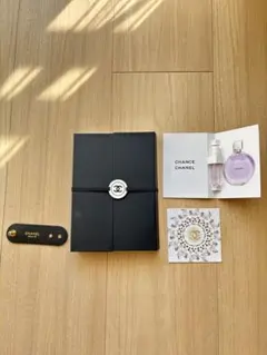 CHANEL ノベルティグッズ LAcollectionコードホルダー 付箋