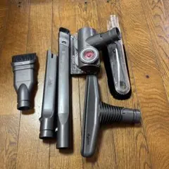 【ジャンク品】Dyson V11コードレスクリーナー　本体＆充電スタンド ジャンク品 dyson v11 コードレスクリーナー 本体 - メルカリ