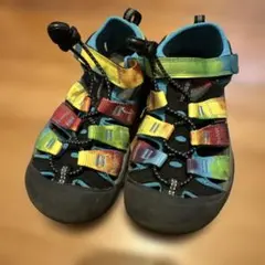 KEEN マルチカラーサンダル 20センチ