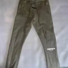 ESSENTIALS FEAR OF GOD ジョガーパンツ オリーブ