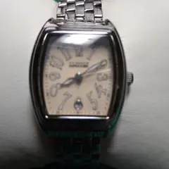 ALPHA CUBE トノー型 アナログ腕時計2025.10.6電池入れ替え済