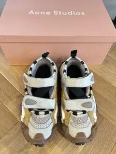 acne studios ベルクロ　スニーカーのサムネイル