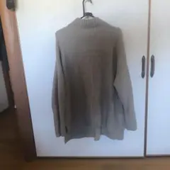ハイネック 長袖ニット ベージュ