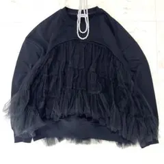 【新品未使用　試着のみ】VIVIANO チュールフリル付き青Tシャツ 中古・古着通販】VIVIANO (ヴィヴィアーノ) Asymmetric Tiered