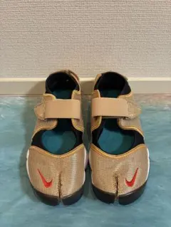 Nike Air Rift IV6058-200 エアリフトダークヘーゼル 24 - メルカリ