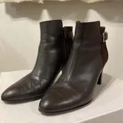 ダイアナ ショートブーツ アーモンドトゥ スエード ダークブラウン　23.5