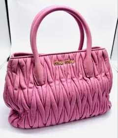 値下げ中】miu miu マテラッセ RN1069 2WAYトートバッグのサムネイル