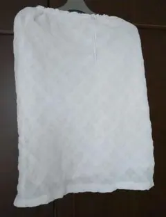 ホワイト ひざ丈スカート　cinema club