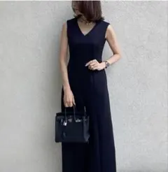 シソラス ブラック Vネック オールインワン