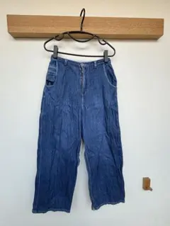 Item thumbnail for item ee15e7bc-6052-4642-a3f0-61a3bb4e2b65