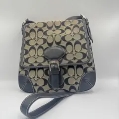 COACH ショルダーバッグ オーバーサイズロゴ 肩掛け　斜め掛け　キャンバス