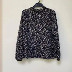 ハニーズ　ネイビー花柄長袖シャツ　新品