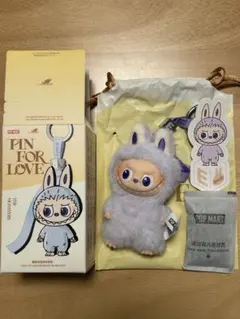 LABUBUラブブ PIN FOR LOVE 「E」 ぬいぐるみペンダント