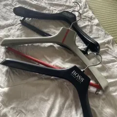PRADA HUGO BOSS ポールスミス　衣類ハンガー 3本セット