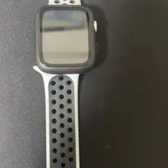Apple Watch Nike スポーツバンド ホワイト/ブラック
