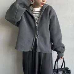 新品[メゾンドゥラリュール]ニットカーディガン