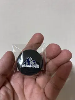 mont-bell ピンバッジ ロゴデザイン 新品未使用