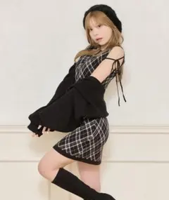 レイヤード風ニットワンピース アプレジュール M