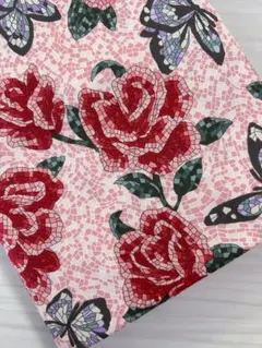 （現品限り）生地　cosmo　花柄　蝶柄　シーチング　2mカット