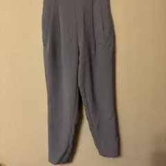 GU ブルーグレー プリーツ カジュアルパンツ