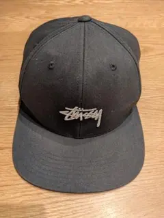 Stussyステューシー ブラック ベースボールキャップ