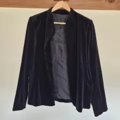 黒いノーカラージャケット ベルベット素材　ビンテージ