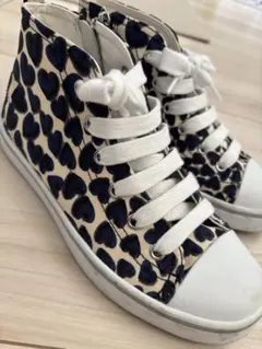 PRADA ハート柄 ハイカットスニーカー