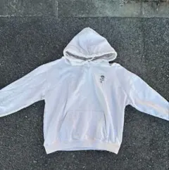 ホワイト フード付きパーカー