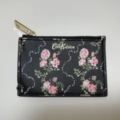 【Cath Kidston 花柄コインケース／カードケース】新品未使用❣️