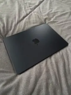 美品Apple MacBook Air m3 ミッドナイト
