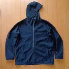 UNIQLO ブラック ブロックテック　パーカー XL