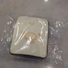 ふわふわ！リラックマパンマスコット 食パン（キイロイトリ）ガチャガチャ