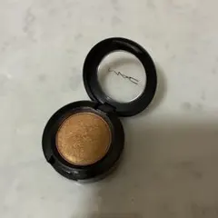 MAC スモールアイシャドウ　アンバーライト